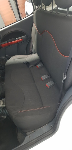 Fiat Uno 1.4 Sporting Pack Seguridad 2014