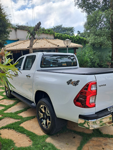 Toyota Hilux 2.8 Std Power Pack Cab. Dupla 4x4 Tdi 4p