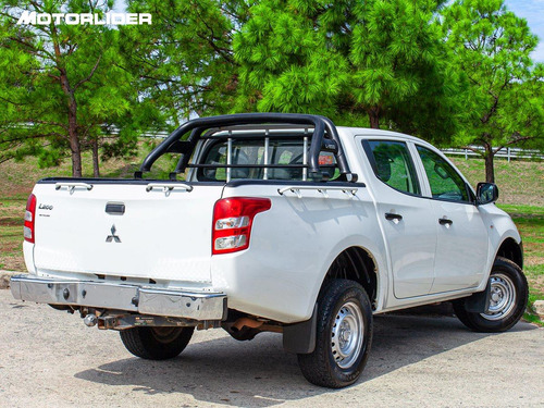 Imagen 5 de 25 de Mitsubishi L200 2.4 4x4 Descuenta Iva | Permuta / Financia