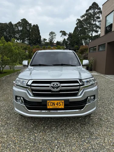 Toyota Land Cruiser 4.5 Imperial Fl Lc200 Diésel
