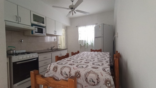 Imagen 1 de 8 de Departamento 3 Ambientes Centrico