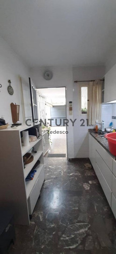 Imagen 5 de 18 de 116 Entre 71 Y 72. Casa De 2 Dormitorios En Venta. La Plata.-
