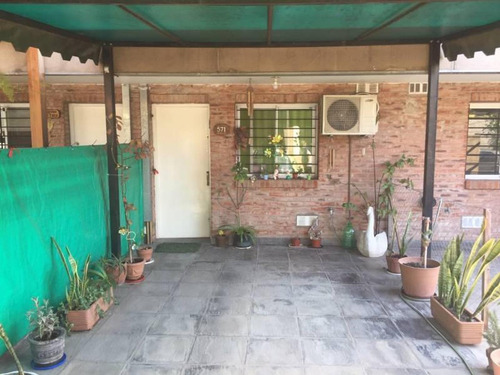 Imagen 2 de 17 de En Venta Departamento 2 Ambientes En Planta Baja Con Cochera