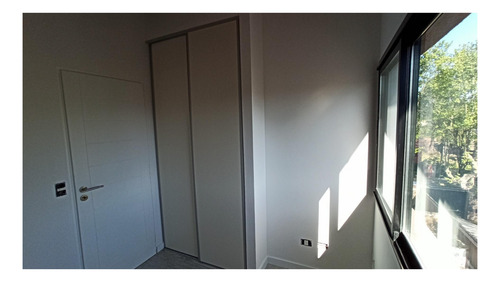 Imagen 29 de 30 de Triplex A Estrenar Complejo Tigre Unidades Disponibles