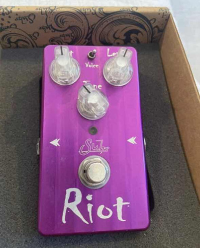 Suhr Riot