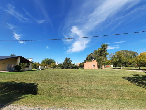 Lote Country Club Lobos