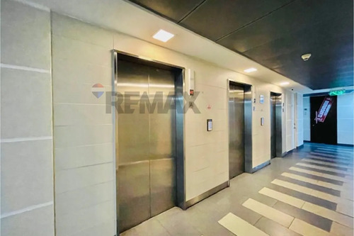 Venta Oficina Estación Central