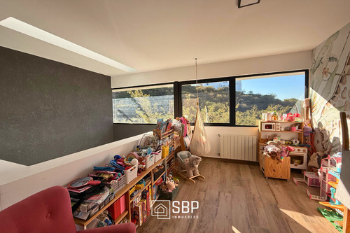 Se Vende Casa | Country La Deseada | Seguridad 24hs | 350 M2