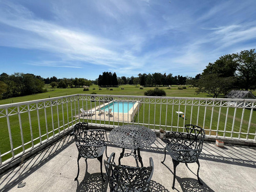 Casa En Venta En Country Las Praderas