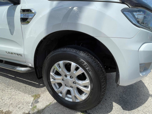 Imagen 6 de 19 de Ford Ranger 2016 3.2 Cd 4x4 Limited Tdci 200cv At