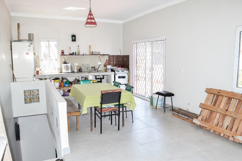 Imagen 8 de 12 de Venta De Impecable Ph 2 Dormitorios 2 Baños Patio Y Terraza. Ubicado En Las Heras 3900 - Villa Martelli Vicente Lopez