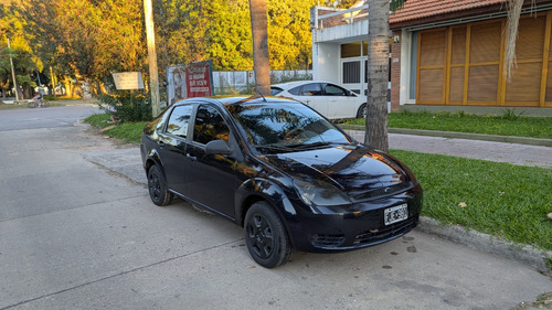 Ford Fiesta Max 1.6 Max Amb Plus