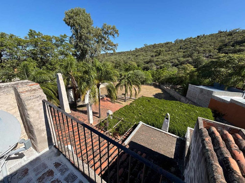 Se Vende Casona - Av. Ocampo, Zona Oeste, 7 Amb.