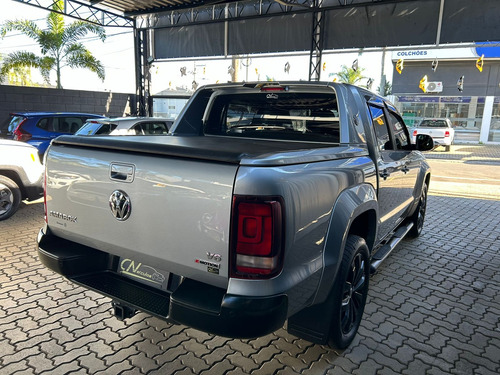 Volkswagen Amarok 3.0 Highline Extreme Cab. Dupla V6 4x4 Aut. 4p
