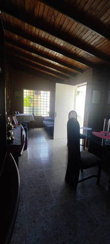 Imagen 3 de 9 de Guatire Las Rosas Country Villa