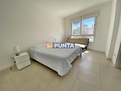 Imagen 4 de 11 de Apartamento En Punta Del Este, Aidy Grill