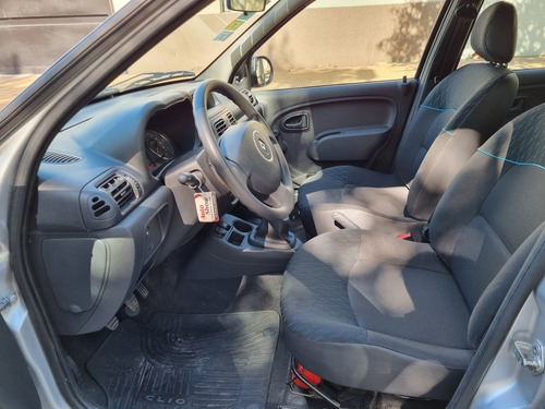 Imagen 20 de 25 de Renault Clio 2016 1.2 Mio Confort Pack