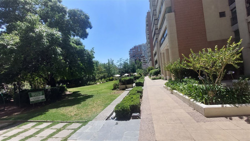 Departamento En Venta De 4 Dorm. En Las Condes