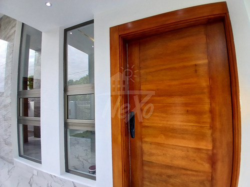 Venta Casa Moderna A Estrenar En Santiago (hfc-227)
