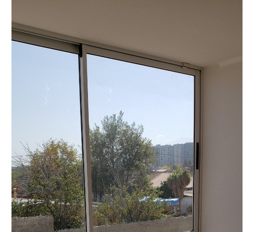 3 Habitaciones, 1 Baño, Estacionamiento. G. Comun Incluido
