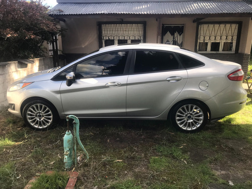Ford Fiesta Kinetic Desing 4 Puerta Sedan