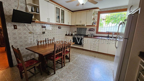 Casa En Venta Colinas De Los Ruices