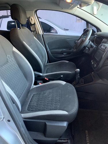 Imagen 13 de 14 de Renault Captur 2.0 Zen Les Automotores
