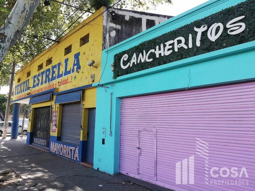 Imagen 2 de 7 de Local En Importante Esquina Rosario
