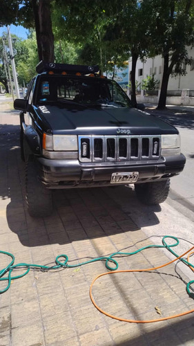 Jeep Grand Cherokee 4.0 Laredo