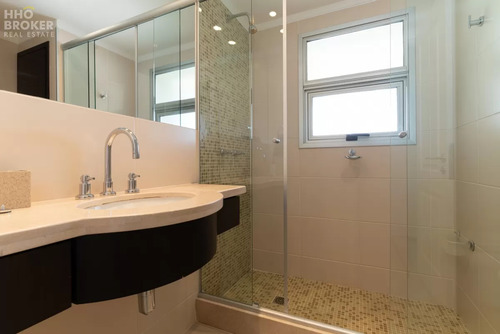 Apartamento En Alquiler Torrelobos, Punta Del Este, Playa Brava.
