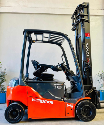 Autoelevador Electrico Toyota 1.8tn Desplazador