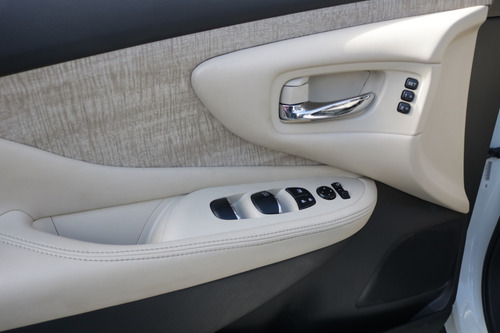 Imagen 7 de 15 de Nissan Murano Exclusive