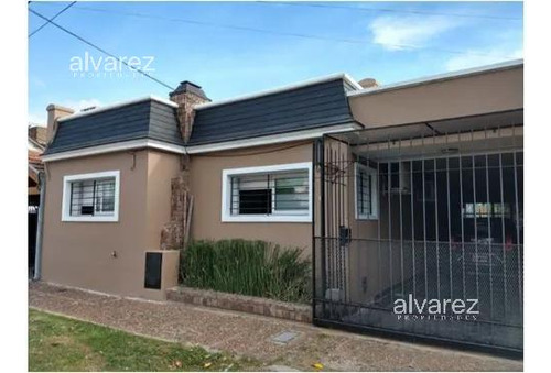 Casa 4 Ambientes Venta Castelar