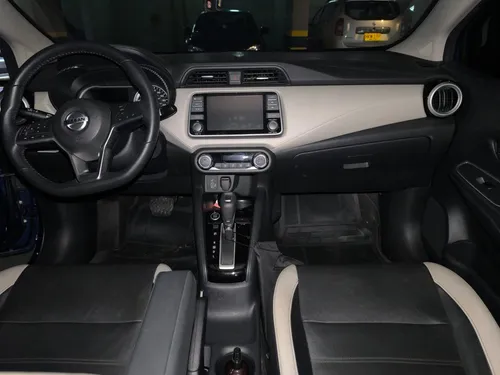 Nissan Versa 1.6 Exclusive