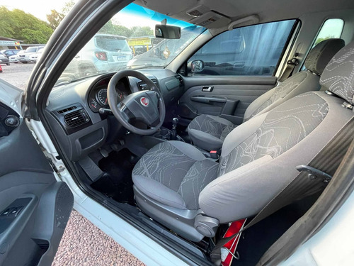 Imagem 8 de 8 de Fiat Strada 1.4 Mpi Working Ce 8v Flex 2p Manual
