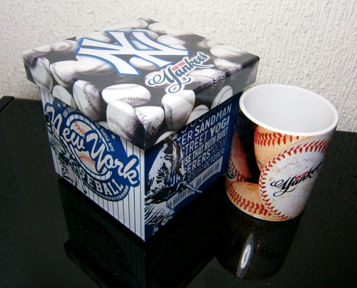 Yankees De Nueva York, Taza Y Estuche Game Over