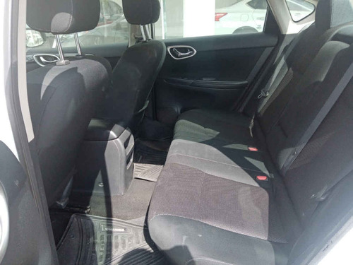 Imagen 11 de 15 de Nissan Sentra 2019 4p Advance L4/1.8 Man