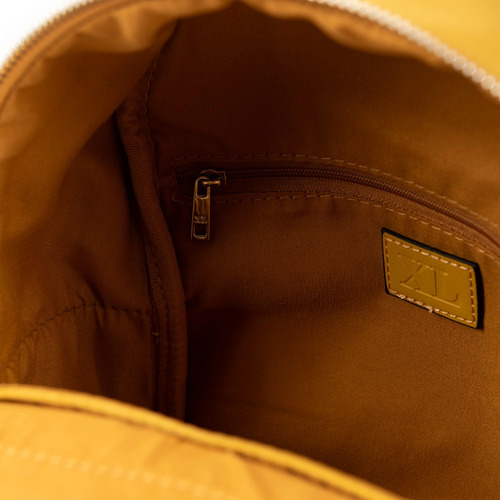 Mochila Xl Extra Large Loreta Camel Diseño de la tela Lisa