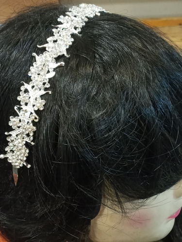 Tocados Tiaras Para Novias Variados Diseños