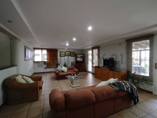 Casa En Venta Villa Antillana Interna
