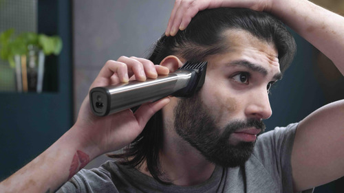 Kit De Aseo Philips Norelco Multigroom 9000 Mg9740 18 En 1