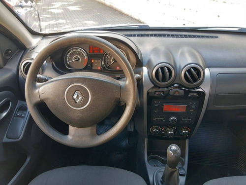 Imagem 7 de 9 de Renault Sandero 1.0 Expression 16v Flex 4p Manual