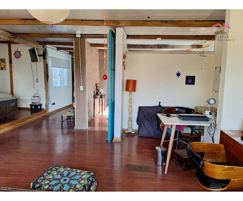 Hermosa Casa Sustentable En Comunidad Ecológica, Peñalolén
