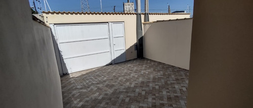 Imagem 4 de 15 de Casa Nova 2 Dorm C/ Piscina