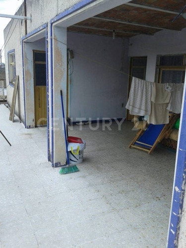 Casa En Venta Con Amplio Terreno En Col. El Carmen, Guadalajara, Jalisco