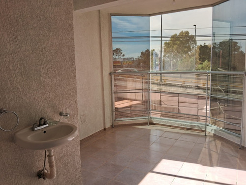 Vive De Tus Rentas Con Este Excelente Edificio En La Ciudad De Puebla Con Uso Habitacional Y Comercial