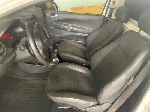 Imagem 8 de 15 de Volkswagen Saveiro Baú Cabine Simples St Mb 2016