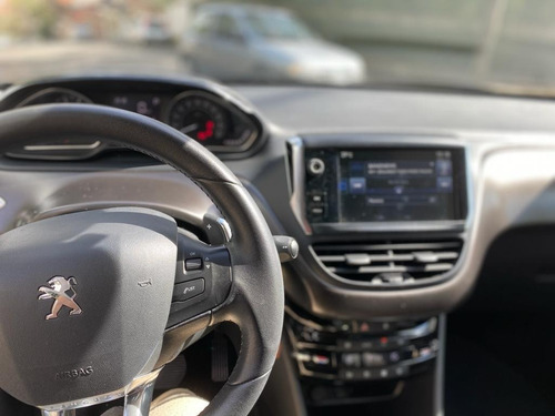 Peugeot 2008 - Grifee