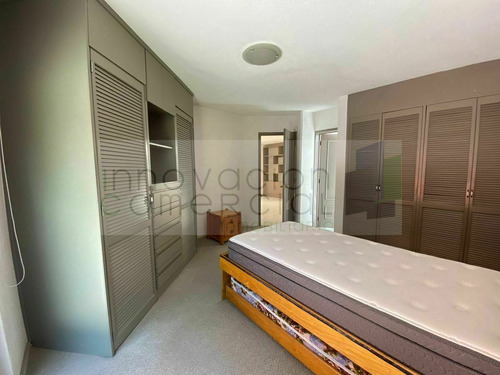 Jurica, Casa De Un Nivel En Venta Con Terraza, Jacuzzi Y Más