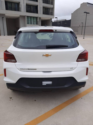 Chevrolet Onix 1.0 Flex Lt Manual